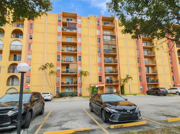 4717 NW 7th St APT 604-10, Miami, FL 33126