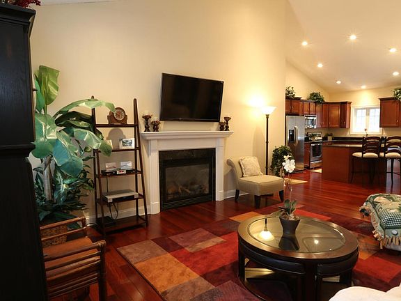 Living Rm