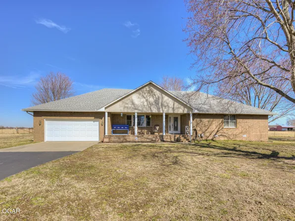 2119 E Fir Rd, Carthage, MO 64836
