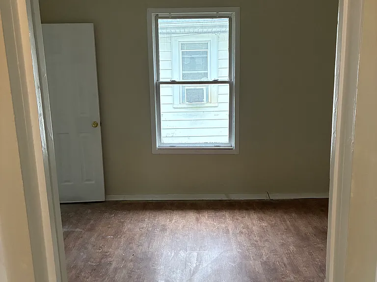 543 Chestnut Ave NW — Photo 10