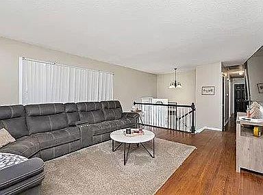 4th image of 5039 Fontana St