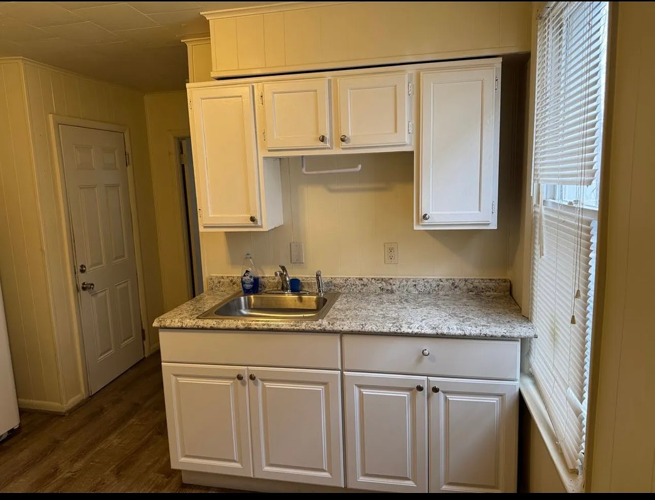 2 bed, $1,700 — Photo 1