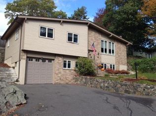 12 Parsons Dr, Swampscott, MA 01907