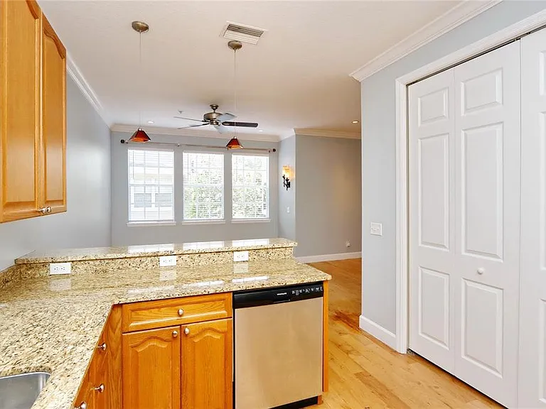 2611 Espana Ct — Photo 8