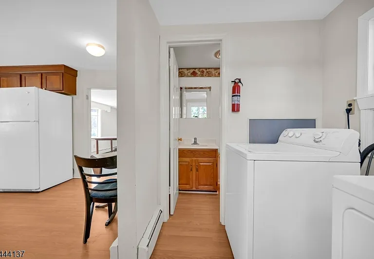 425 Powerville Rd — Photo 10
