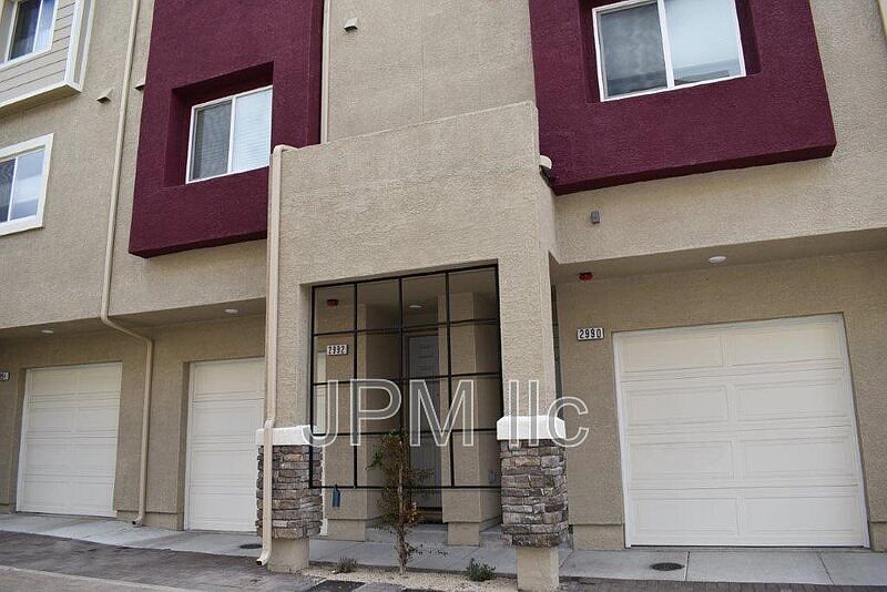 1st image of 2992 Silver River Ln