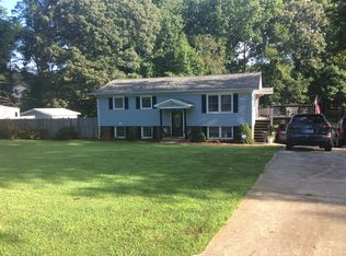 151 Peninsula Dr, Mooresville, NC 28117