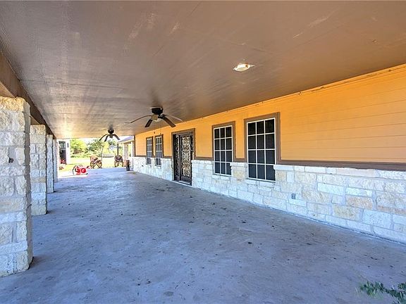 3rd image of 7084 Bartosch Rd