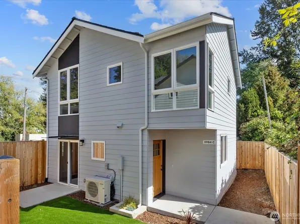 5984 26th Avenue SW #C, Seattle, WA 98106