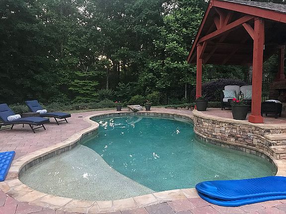 Saltwater Custom Pool