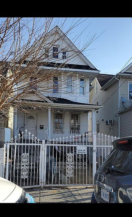 1st image of 9517 125th St