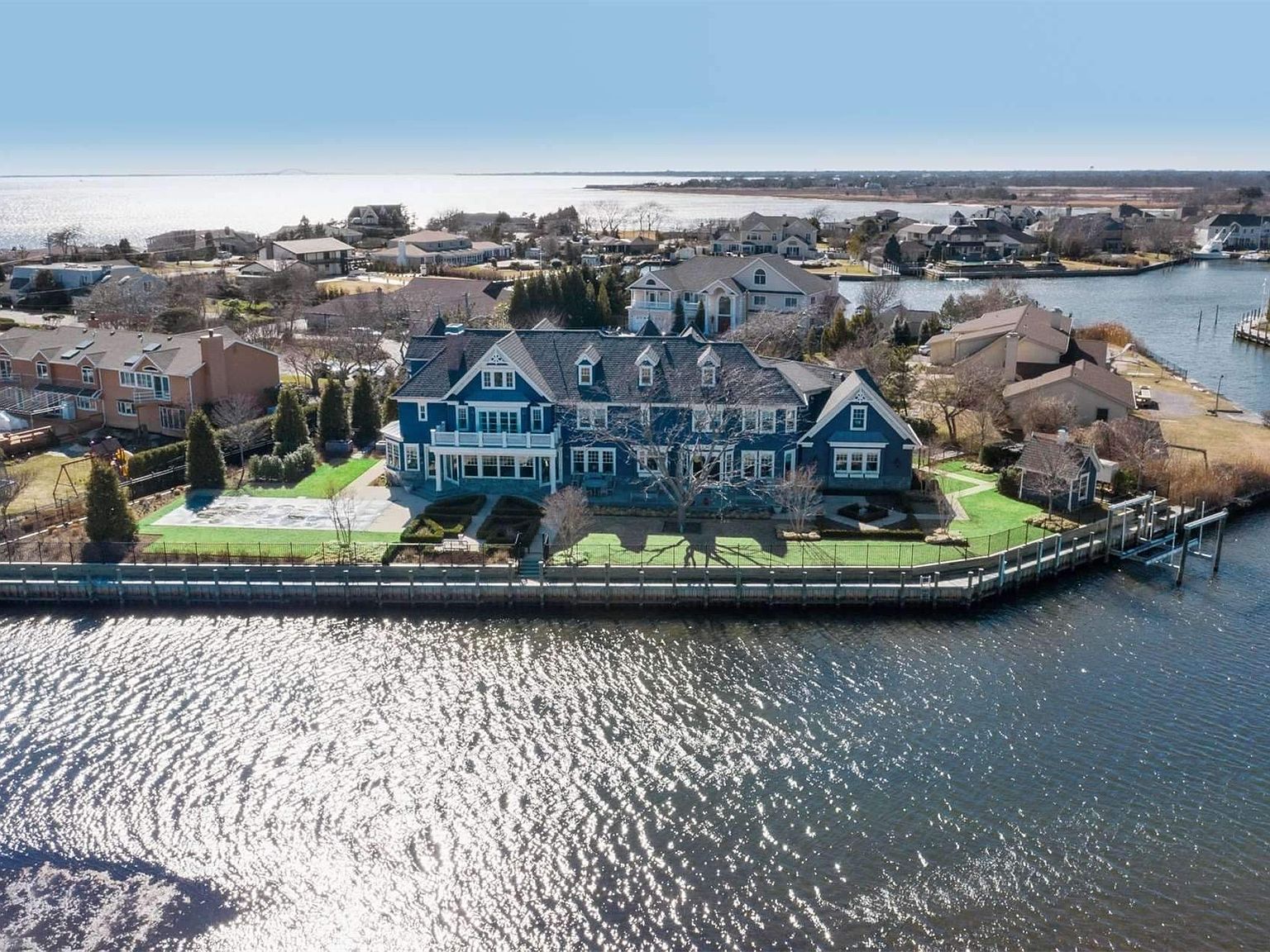 187 The Helm, East Islip, NY 11730 Zillow