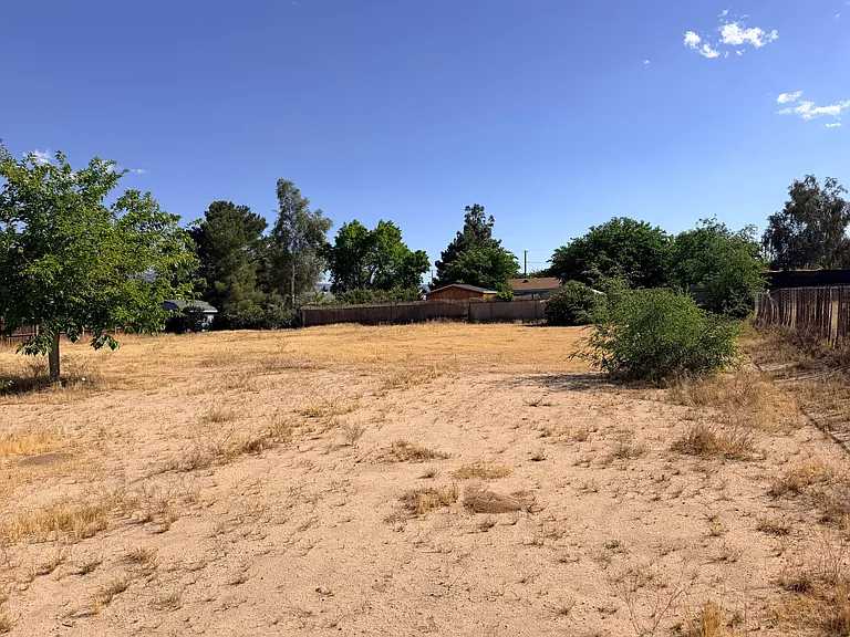18765 Juniper St — Photo 27