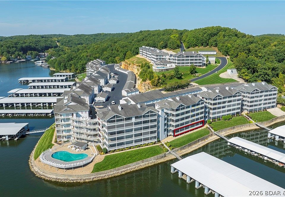 1st image of 40 Summer Place Ct #1B