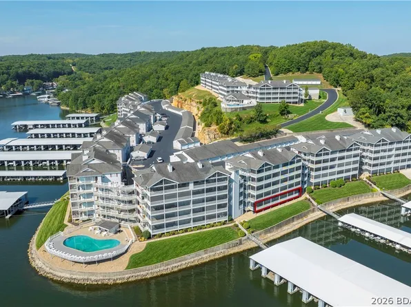 40 Summer Place Ct #1B, Camdenton, MO 65020