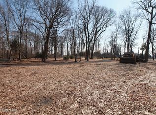 26 Red Top Rd, Riverside, CT 06878