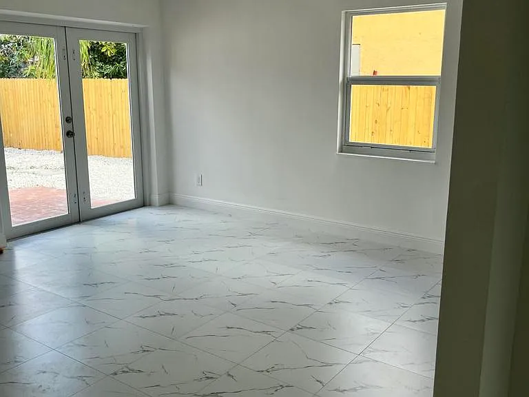 2747 Summit Blvd — Photo 17