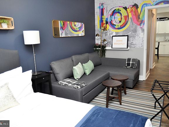 4th image of 427-427 W Susquehanna Ave #429
