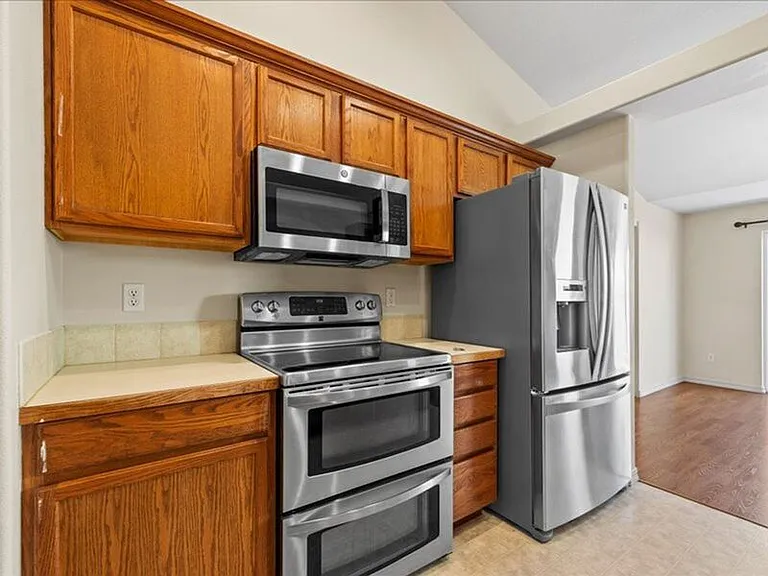 5708 Ochoco Ln — Photo 12
