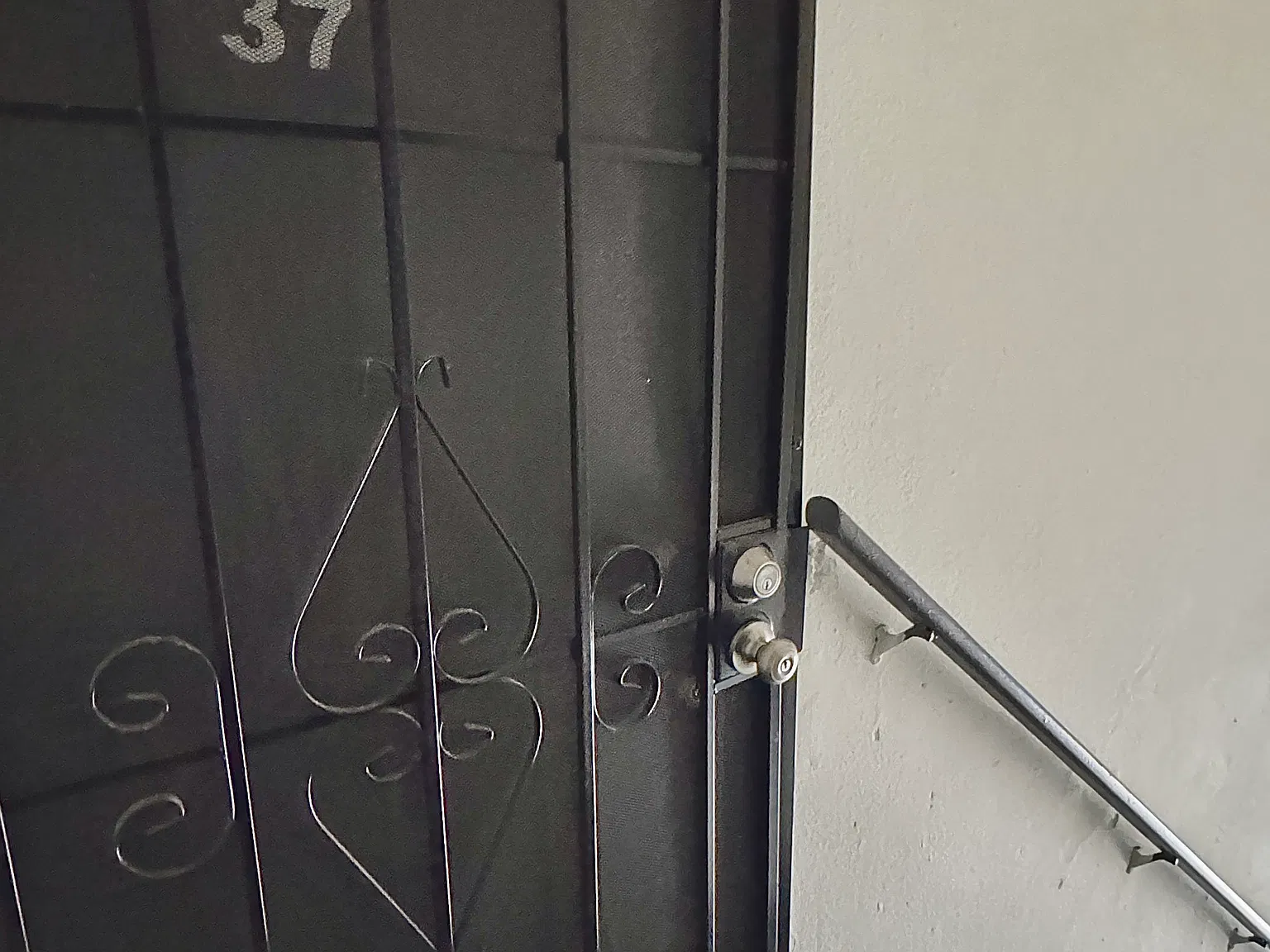 7423 N Lankershim Blvd — Photo 2