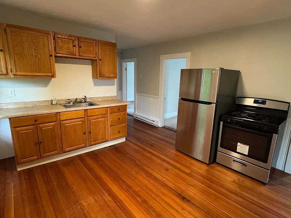 10.5 Langdon St #3