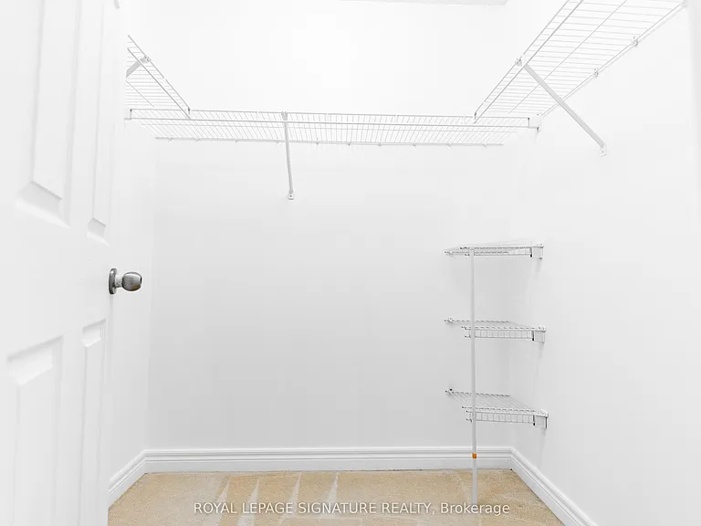 3082 Cabano Cres — Photo 16