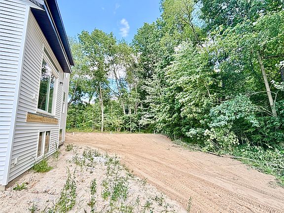 3rd image of 1206 Sunfield Ct