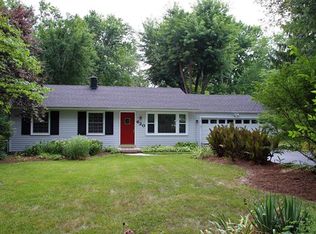 620 Dennison Dr, Ballwin, MO 63021