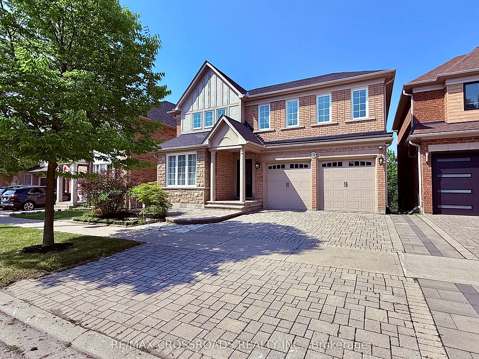 72 Skywood Dr