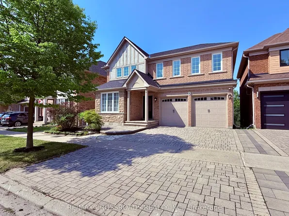 72 Skywood Dr, Richmond Hill, ON L4E 4L1