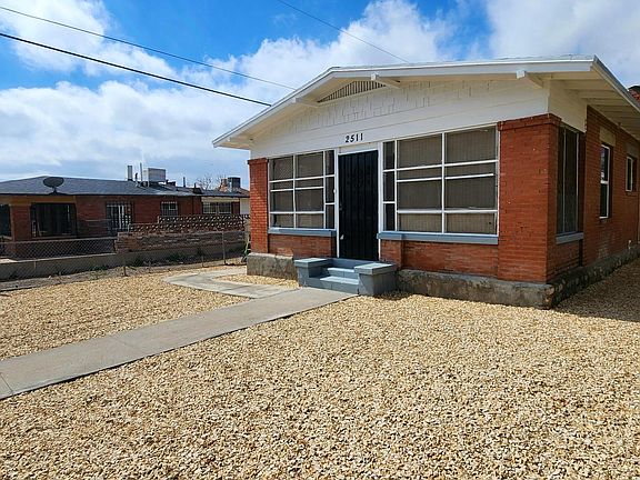 2nd image of 2511 N Piedras St