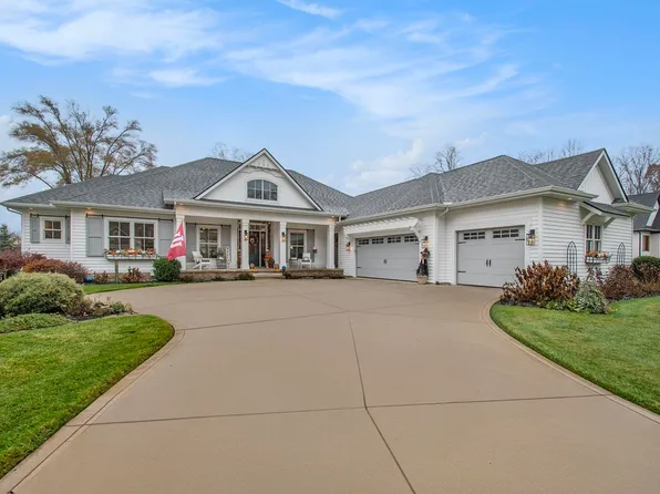 51580 Copper Forest Ln, Granger, IN 46530