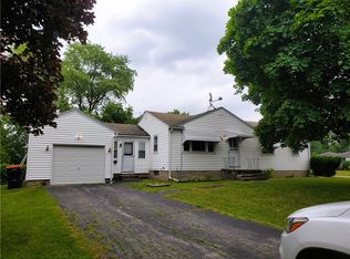 28 E Garden Dr, Rochester, NY 14606