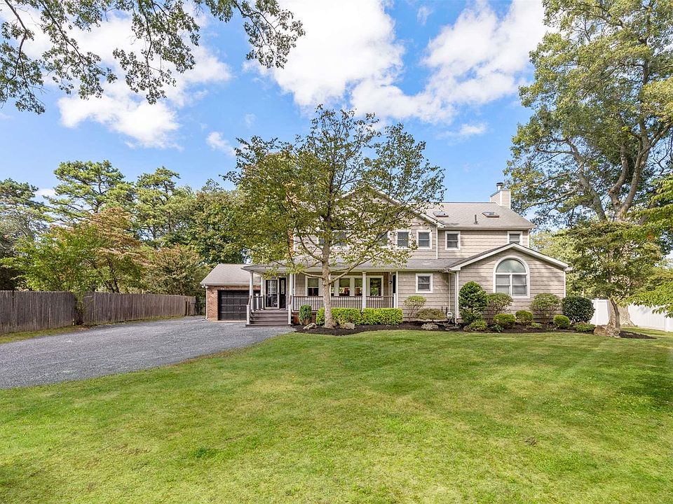 1st image of 3 Bayberry Lane