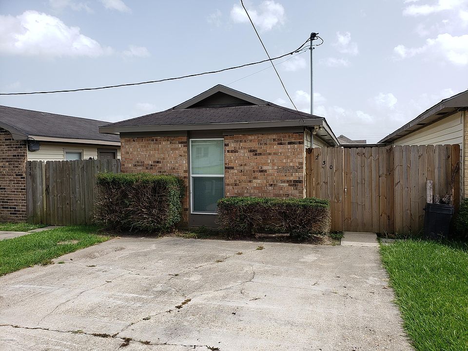 1st image of 230 Briarcliff Dr