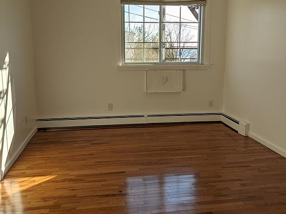 5th image of 351 N Broadway APT 1F