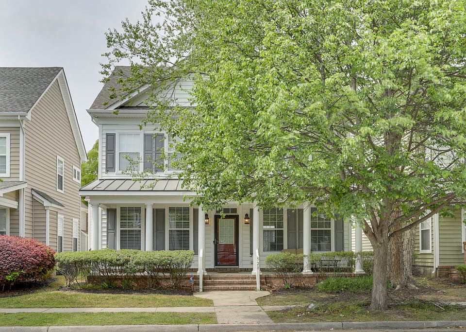 1st image of 528 Normandy St