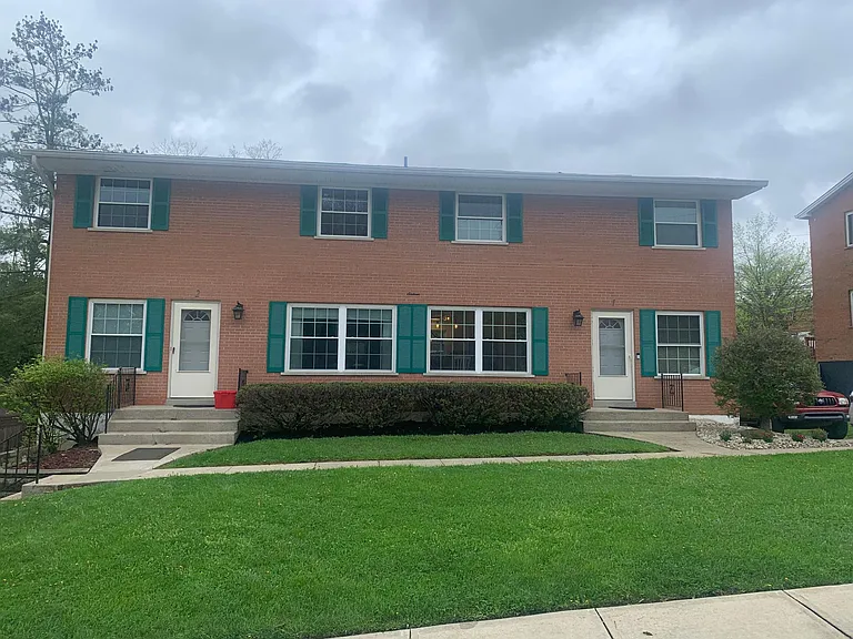 16 Kyles Ln #2 — Photo 1