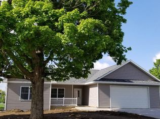 927 North St, Mediapolis, IA