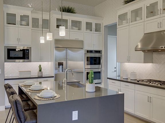 5th image of 5877 N 207th Avenue