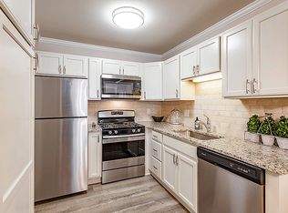 Ravines, Plymouth, MI 48170