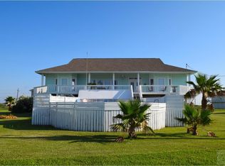 3168 Castle Dr, Crystal Beach, TX 77650
