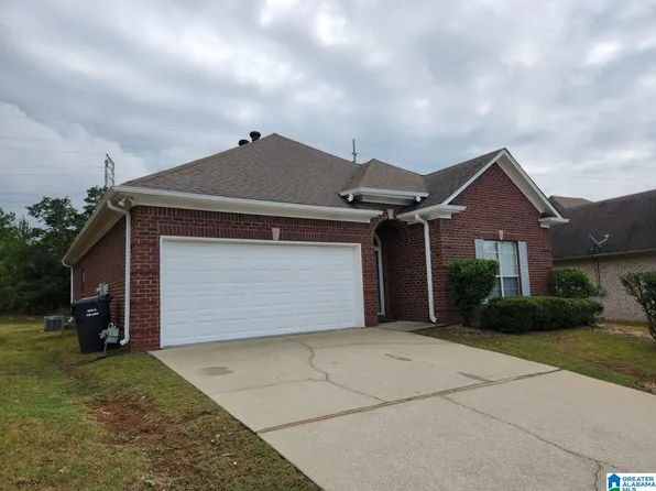 924 Daventry Trl, Calera, AL 35040