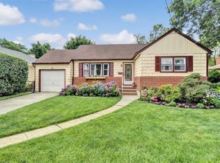 62 Harold Ave, Hempstead, NY 11550