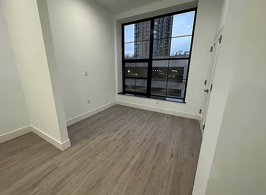 Rented by Oxford Property Group | media 12