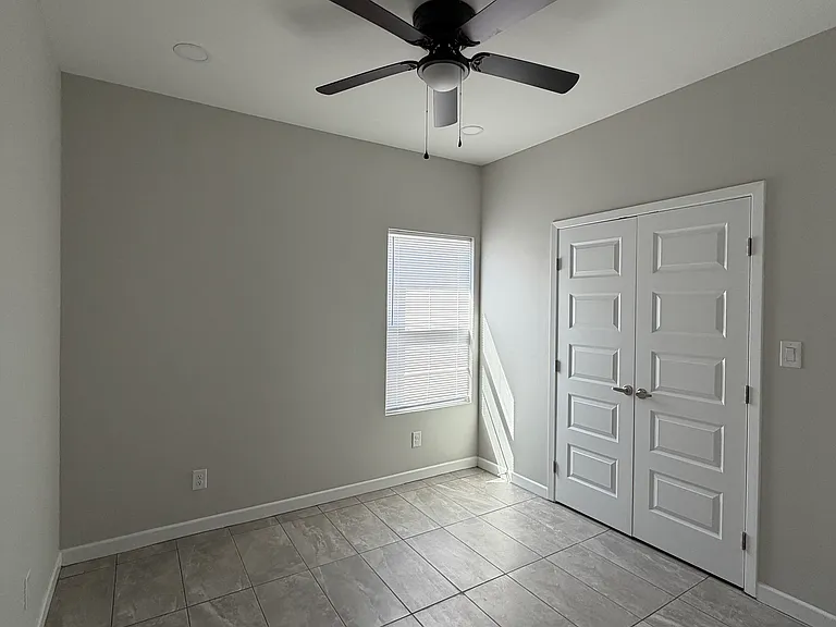 1108 Sugar Garden Ave #4 — Photo 11