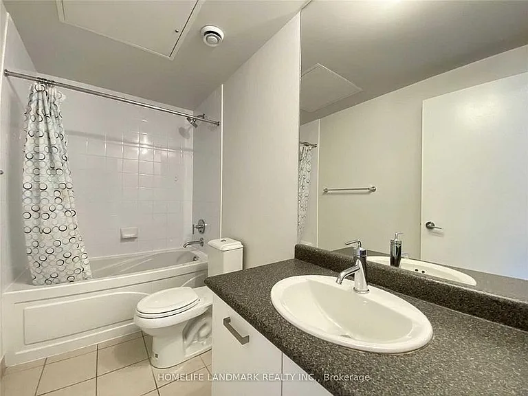832 Bay St #1601 — Photo 34