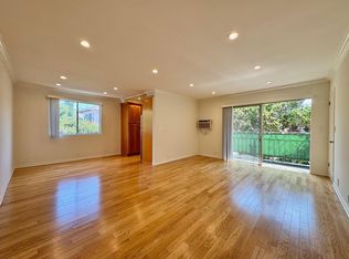 8219 W Norton Ave #10, Los Angeles, CA 90046