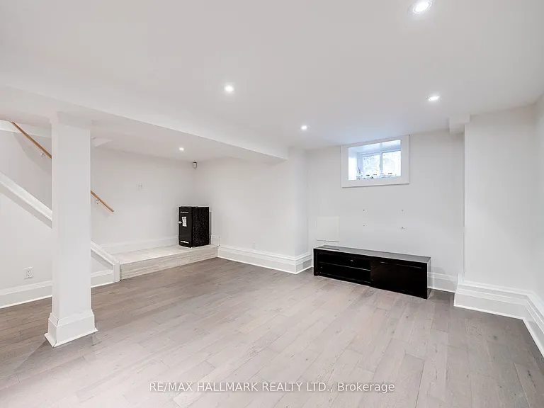 15 McNairn Ave — Photo 29