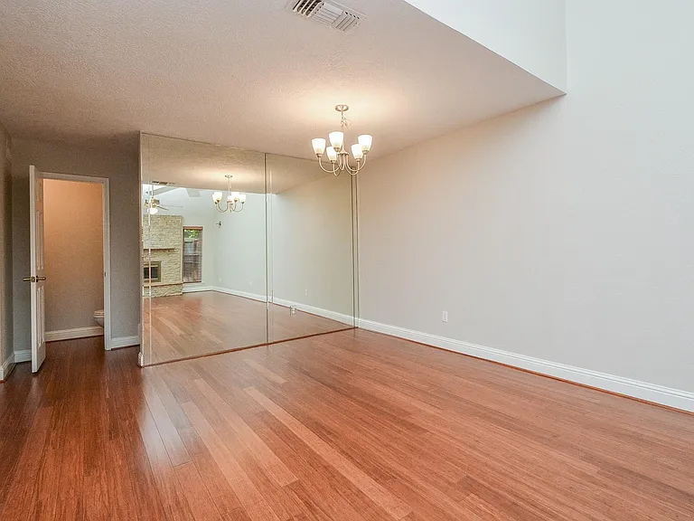 13859 Hollowgreen Dr — Photo 8